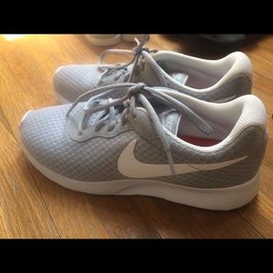 ❤ Price drop Nike Running shoes  Women’s 8